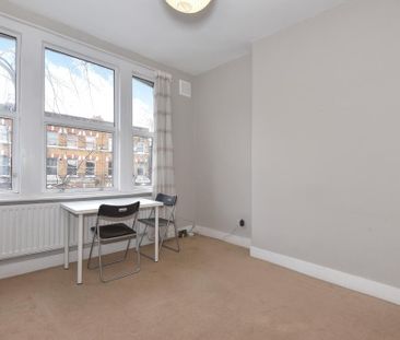 1 bedroom property to rent - Photo 2