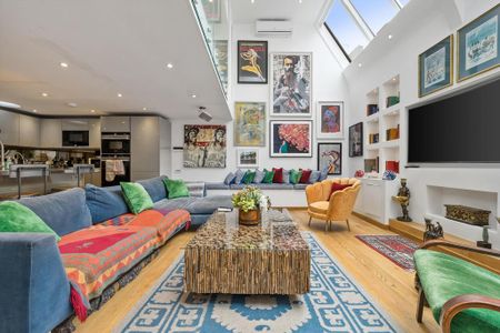 3 bedroom semi-detached house to rent - Photo 4