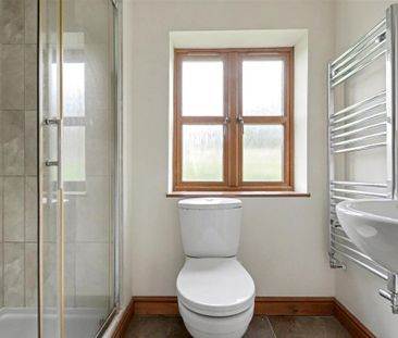 3 bedroom barn conversion to rent - Photo 5