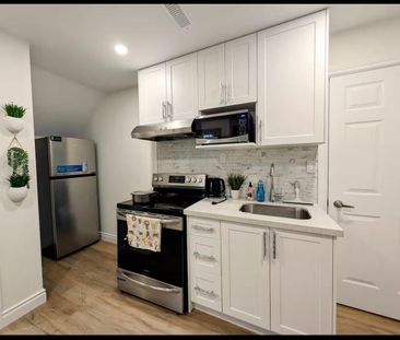 For Lease - 9 Albert Newell Drive, Markham, Ontario - Photo 1