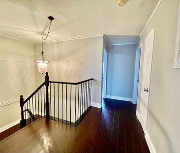 For Lease - 2194 Oak Bliss Crescent, Oakville, Ontario - Photo 3