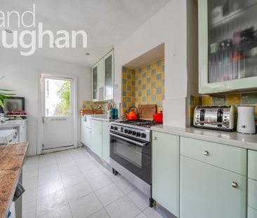 4 bedroom terraced house to rent - Photo 3