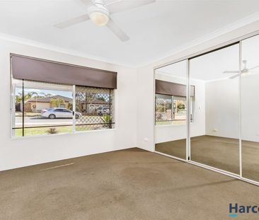 Family-Friendly Living in the Heart of Banksia Grove - Photo 6