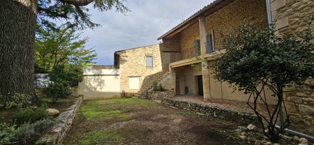 Saint Mamert du Gard Maison de Village Rénovée avec Terrasses et Terrain Arboré - Photo 5