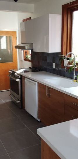 5 1/2 Meublé Dans Un Haut De Duplex - Photo 1