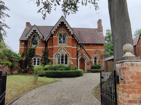 5 bedroom detached house to rent - Photo 3
