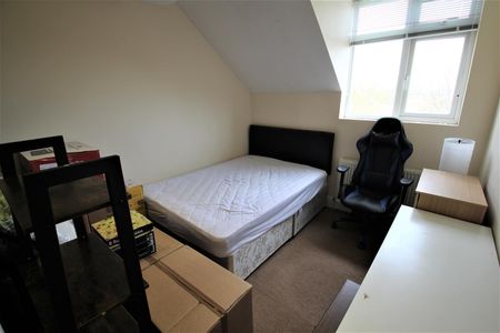 Richmond Road, Hyde Park, LS6 1BX, Leeds - Photo 4
