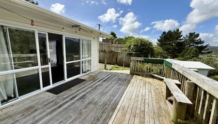 Quiet 3 bedroom home in the Valley - Photo 5