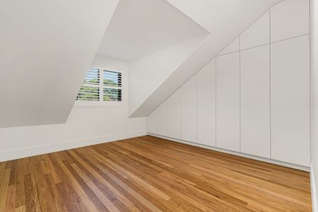 Brand New Designer Residence in the Heart of Newtown - Photo 4