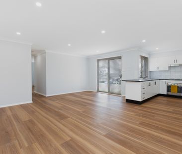 1 Pyalla Avenue, Aberglasslyn NSW 2320 - House For Rent | Domain - Photo 2