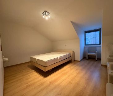 Schitterend appartement met 2 slaapkamers en autostaanplaats! - Photo 4