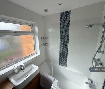 3 bedroom terraced house to rent - Photo 5