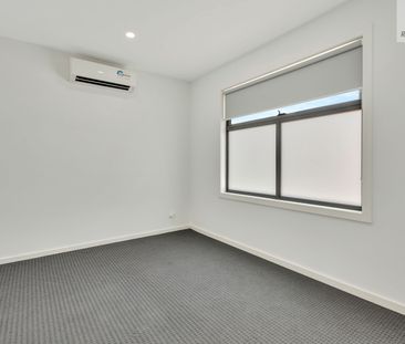 1/27 Park Street, Pascoe Vale VIC 3044 - Townhouse For Rent | Domain - Photo 2