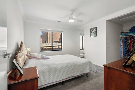 Modern Family Home in Prime Grovedale Location - Photo 4