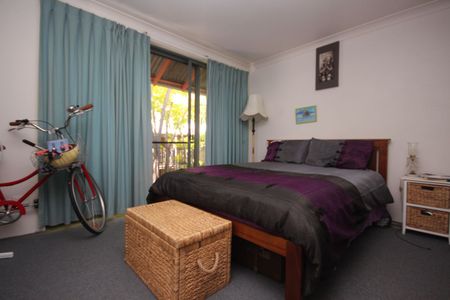 Home For Rent - Photo 4