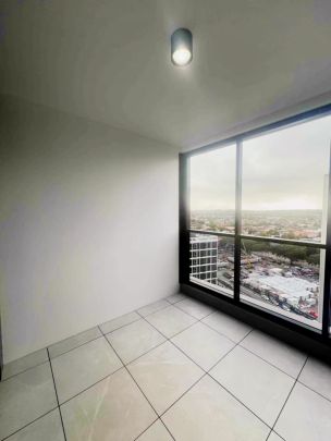 3 bed 2 bath-17th floor-single room - Photo 1