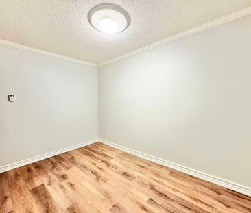 For Lease - 114 Upper Canada Drive, Toronto, Ontario - Photo 5