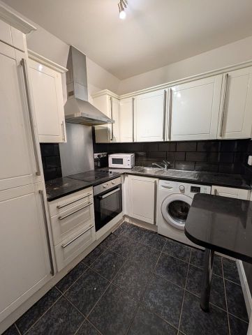 3 Bed Detached House, Chichele Road, NW2 - Photo 4