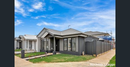 Near New 3-Bedroom Home for Lease in Truganina's Grandview Estate - Photo 5