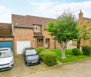 4 bedroom link detached house to rent - Photo 4