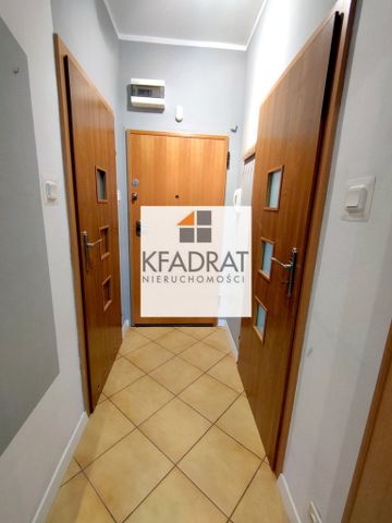 Przestronna kawalerka, osobna kuchnia - Zdjęcie 2