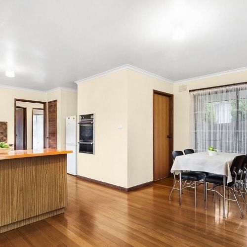 6 Peel Court, Gladstone Park - Photo 1