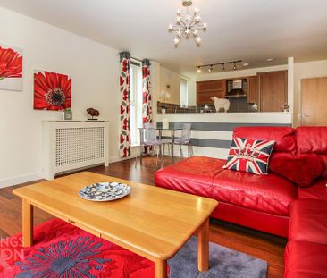 2 bedroom flat to rent - Photo 1