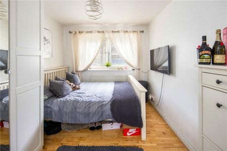 2 Bed Flat, Grove St, SE8 - Photo 3