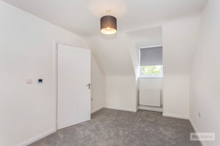 Pumpkin close, Northampton - Photo 3