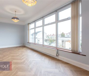 4 bedroom detached house to rent - Photo 6