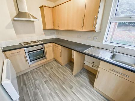 1 bedroom flat to rent - Photo 4