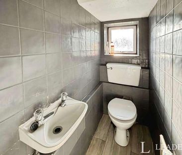 The Hides, Harlow, CM20 - Photo 6