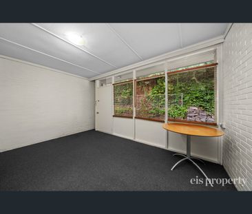 2/17 French Street, Dynnyrne, Tas 7005 - Photo 2