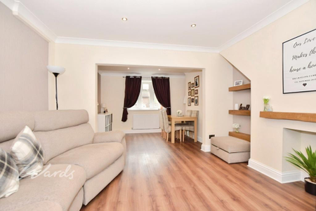 3 bedroom terraced house to rent - Photo 2