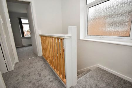 Ambleside Close, Bromborough - Photo 4