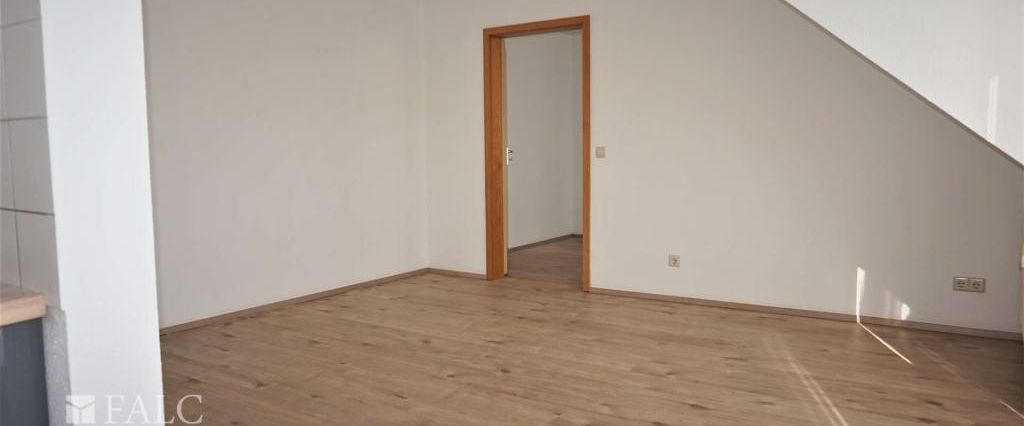 Schöne 2 Zimmer Wohnung, in Citylage mit TG Stellplatz - Foto 1