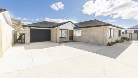 GLEN EDEN - Modern 4 bedrooms 2 bathroom family home Glen Eden - Photo 4