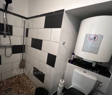 Location Appartement 1 pièce 26m² HYERES 83400 - Photo 5