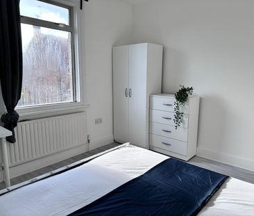 Room in a Shared House, Briar Road, NW2 - Photo 1