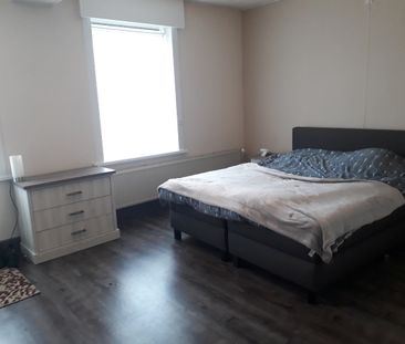 Ruime woning met 2 slaapkamers. - Foto 5