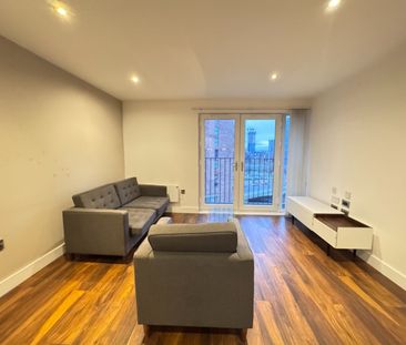 1 Bed Flat, Wilburn Basin, M5 - Photo 1