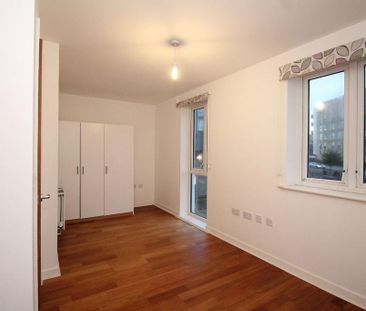 4 bedroom terraced house to rent - Photo 5