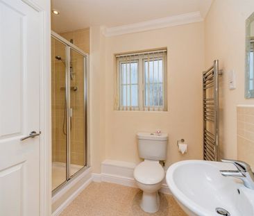 BIRCHGROVE, SWANSEA, WEST GLAMORGAN - Photo 6