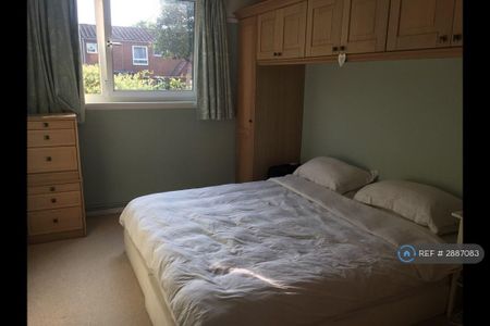 1 bedroom flat to rent - Photo 5