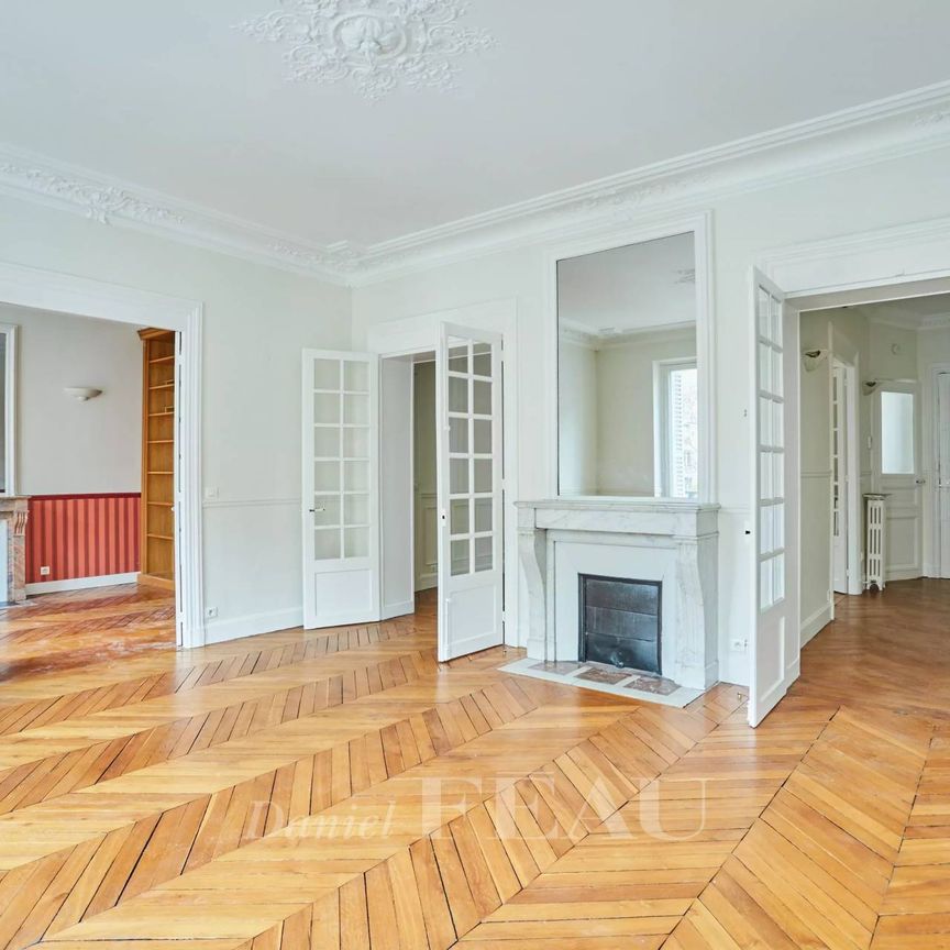Location appartement, Paris 7ème (75007), 6 pièces, 124.1 m², ref 86407571 - Photo 1
