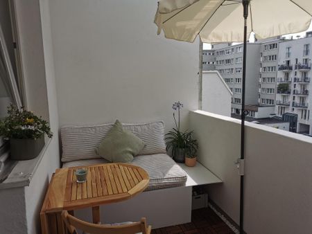 Helle 3,5 Zimmerwohnung mit Wohnküche und Südbalkon in Pempelfort - Photo 4