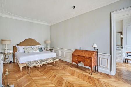Appartement à louer rue du Vieux Colombier, Paris 6ème - Photo 2