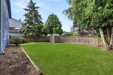 10671 Rosecroft Crescent apartment — Richmond, BC (3-Bedroom) - 3 Bedroom - Photo 5