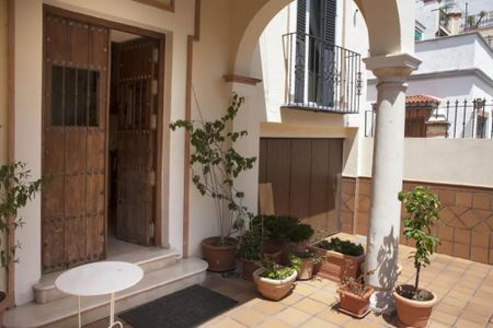 Calle Santa Elena, Sevilla, Andalusia 41005 - Photo 5