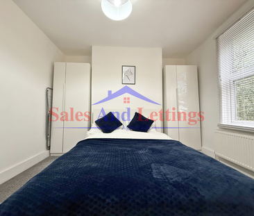 3 bedroom maisonette to rent - Photo 2